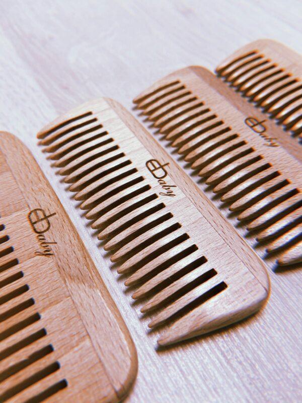 Pettine in legno di faggio